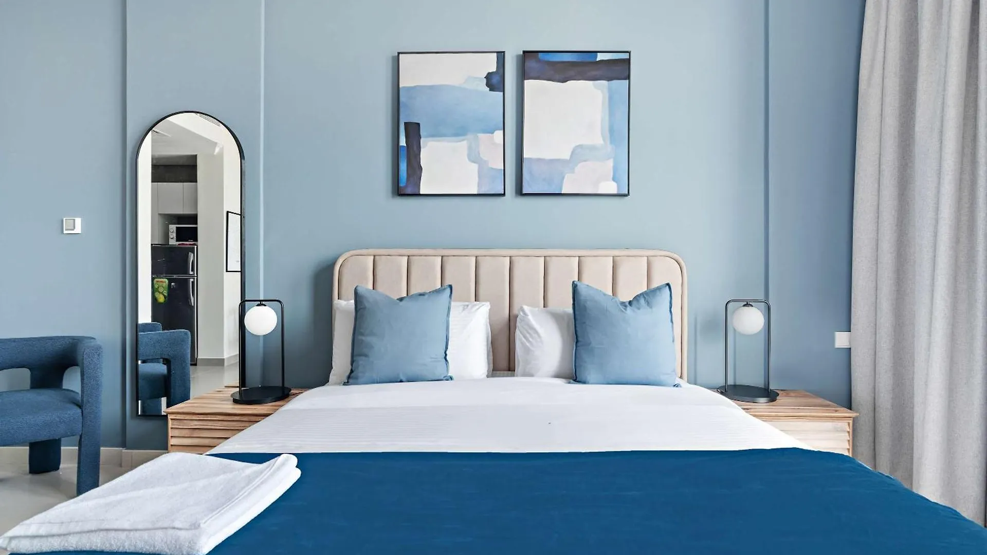 Silkhaus New Studio In Art Gardens Pool Access Dubai Apartment